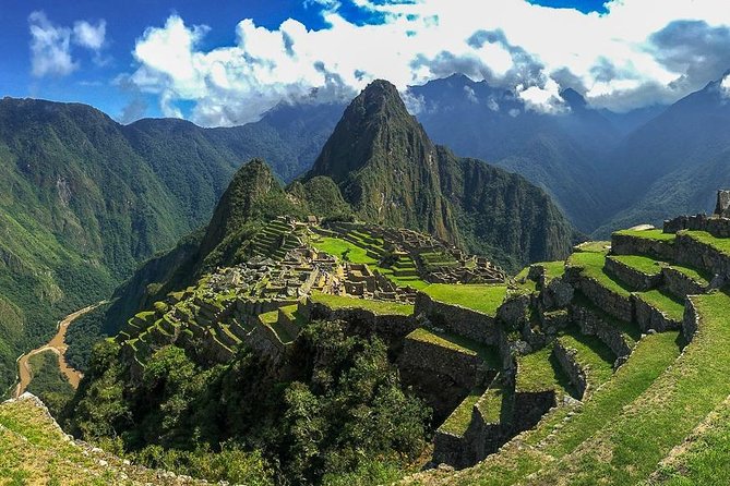 2 Day Hiking Short Inca Trail to Machu Picchu - Day 1 From Cusco to km 104, Wiñay Wayna, and Down to Sun Gate