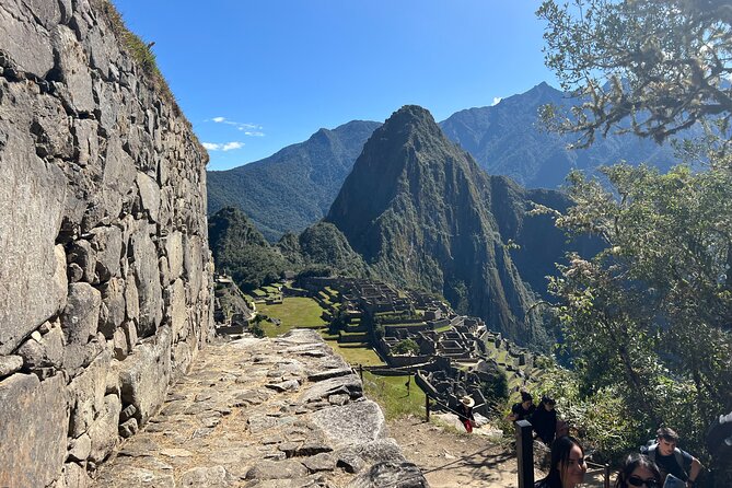 2-Day Inca Trail To Machu Picchu - Day 2: sunrise timing, the Machu Picchu guide walk, and free exploration