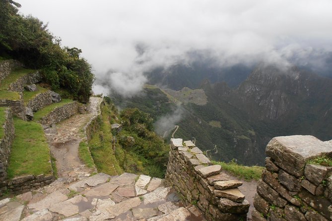 2-Day Private Short Inca Trail to Machu Picchu - From Cusco pickup to the 6:10am train: how this day-one plan works