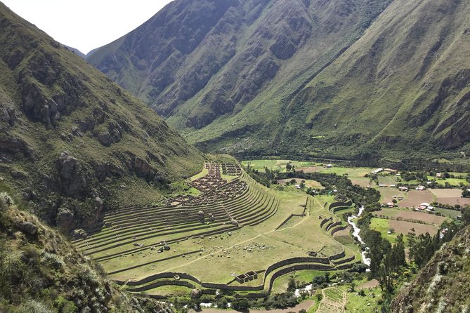 2-Day Private Short Inca Trail to Machu Picchu - Aguas Calientes night: what’s included, what’s not, and what to confirm