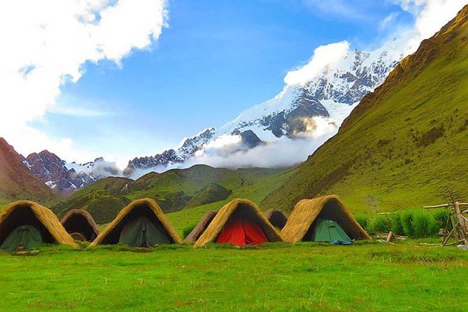5-Day: Salkantay Trek to Machupicchu and Humantay Lake - Getting There: Cusco Pickup and What a Small Group Changes