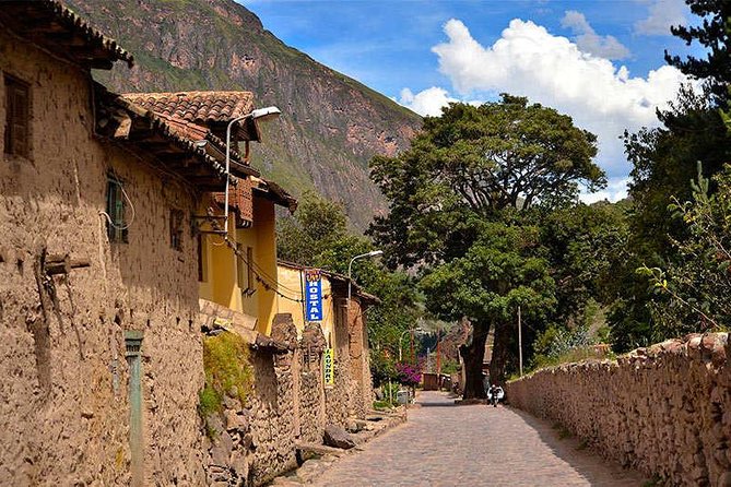 6-Day Cultural Tour to Machu Picchu - The Ollantaytambo rhythm and the train to Aguas Calientes