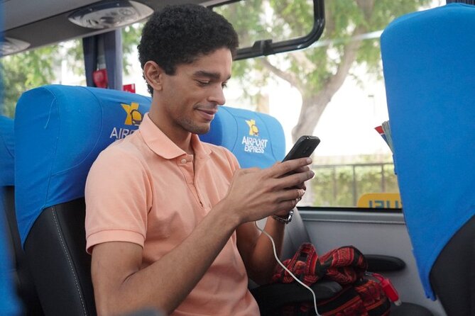 Airport Express Lima: Miraflores to Lima Airport - What’s on the Bus: Wi‑Fi, USB Ports, A/C, and TV