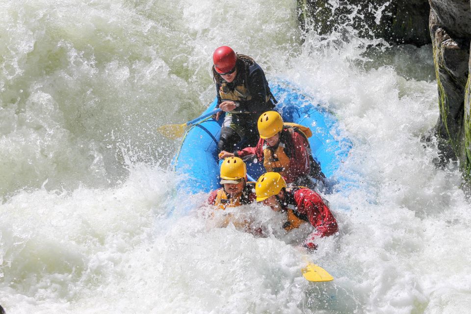 Arequipa: Chili River Rafting - Gear, Team Size, and Why the Rafting Feels Controlled
