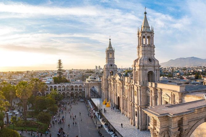 Arequipa, Historic and Colonial City and Santa Catalina Monastery - Carmen Alto and the volcano lineup over Arequipa