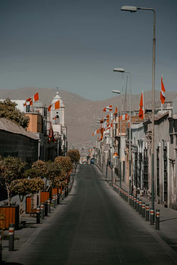 Arequipa: Walk through the Historic Center of the City - Colonial Cloisters: Where Quiet Detail Gets You