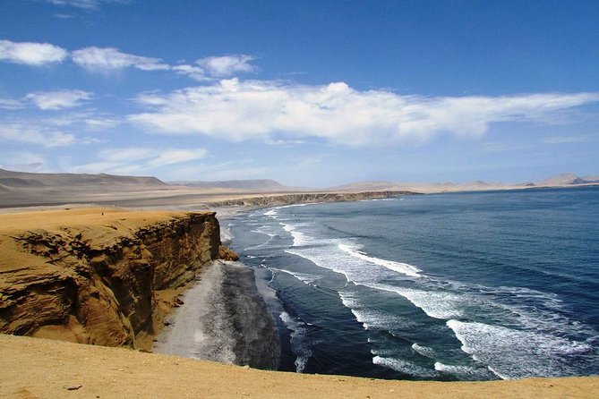 Buggy ride in Paracas National Reserve - The Guide Factor: When You Get Geology Talk vs Minimal Explanations