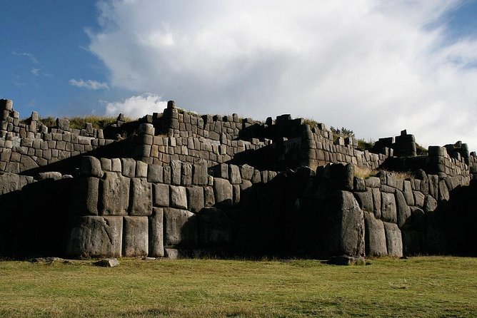 City Tour in Cusco & visit Museum South American Camelid Private. - Tambomachay: The Water Temple and Inca Engineering That Still Flows