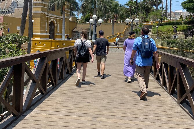 Colorful Barranco Tour and Street Art - Stop 3: 28 de Julio Avenue Murals—Chicha Art and Symbol Clues