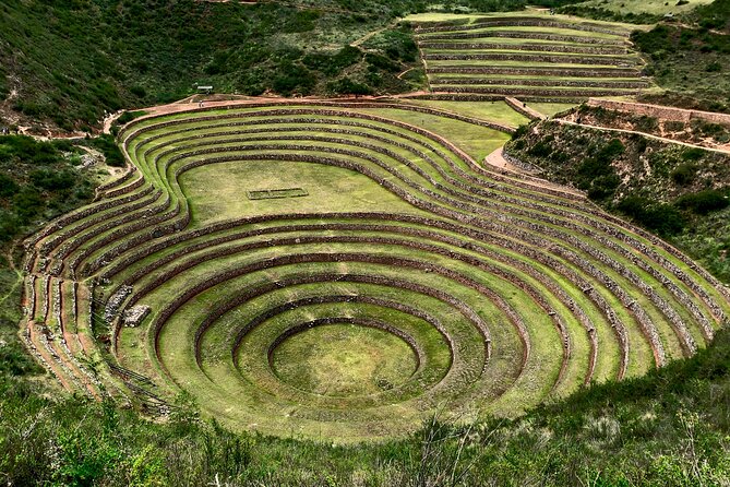 Complete Sacred Valley Tour Small group Pisac, Maras, Moray & Ollantaytambo - Stop 2: Pisac market time without the forced-feeling