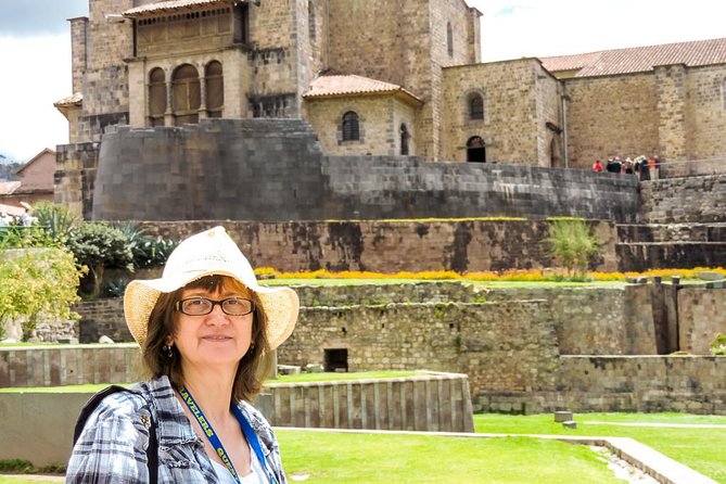 Cusco 4-Hour Private Tour Including Sacsayhuaman and Qenqo - Q’enqo: The Zig-Zag Rock and the Mystery of the Crooked Canal