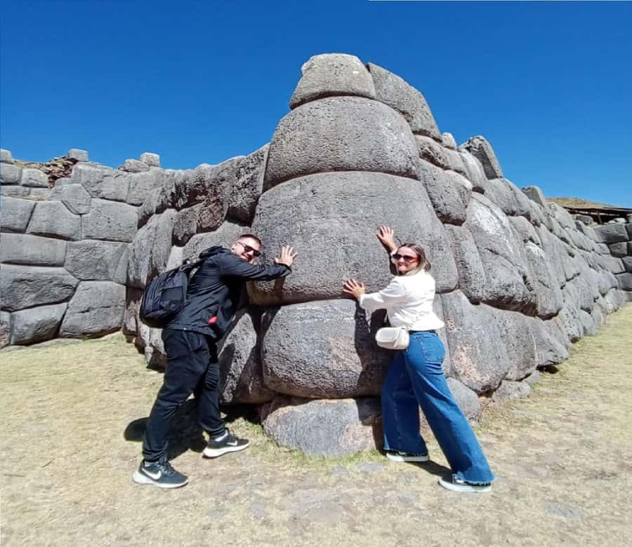 Cusco: Historical Guided City Tour with 4 Inca Ruins - Sacsayhuamán’s puma-head fortress and the weight of stones