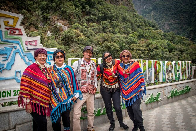 Day Trip to Machu Picchu from Cusco - Cusco pickup and the outbound train: how this day really starts