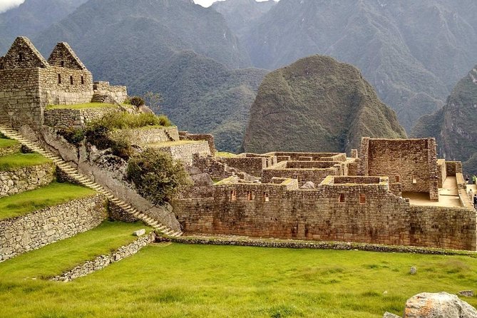 Excursion to MachuPicchu from Cusco with lunch | Private Service| - Meeting the Guide: Setting Up Your Machu Picchu Visit