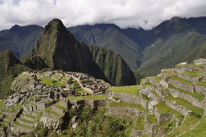 Experience Machu Picchu sustainably on a private tour from Cusco - Cusco streets to San Pedro station: the quiet way to start