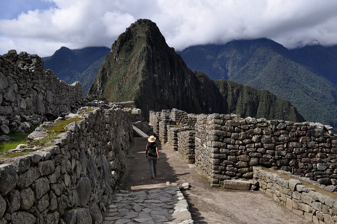 Experience Machu Picchu sustainably on a private tour from Cusco - Caña Alta as a souvenir: sustainable story, not just a bottle