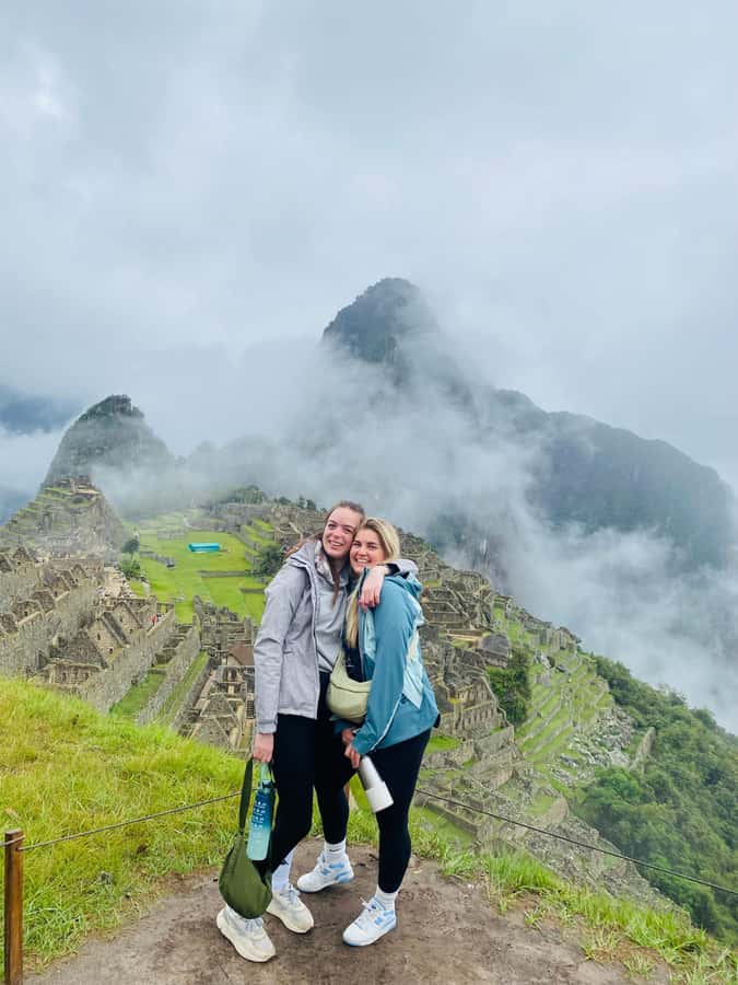 From Aguas Calientes: Machu Picchu guided tour with tickets - Photo viewpoints: how to get better shots (without breaking the rules)