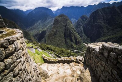 From Cusco: 2-Day Inca Trail to Machu Picchu - Day 1: Cusco to Hydroelectric Station, Santa Teresa lunch, then the flats into Aguas Calientes