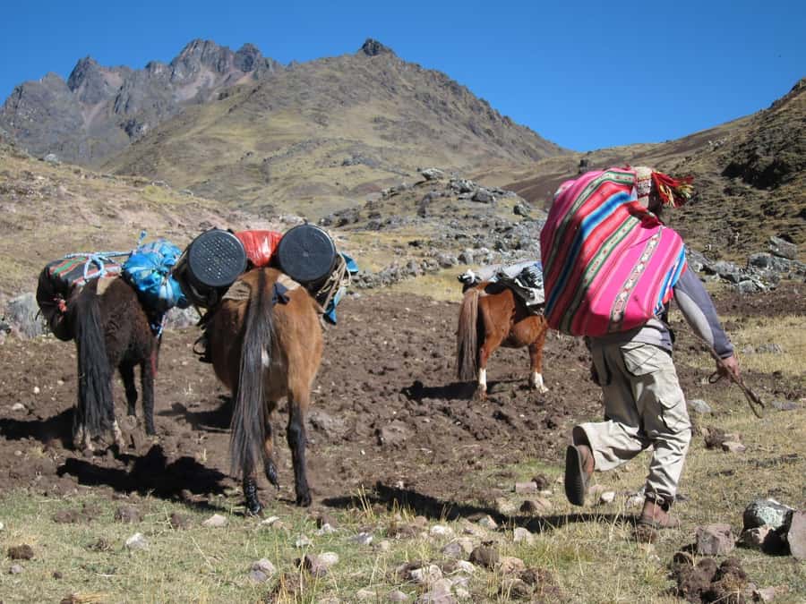 From Cusco: 7 Lakes Ausangate Trek with Breakfast and Lunch - What to Pack for This High-Altitude Day (and What Not to Bring)