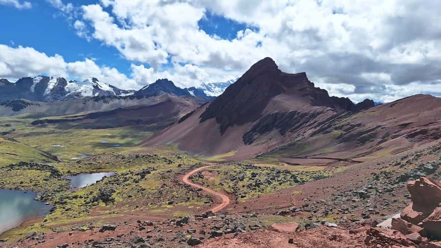 From Cusco: Mountain of colors and red valley on ATVs - The Rainbow Mountain climb: short walk, big altitude reality