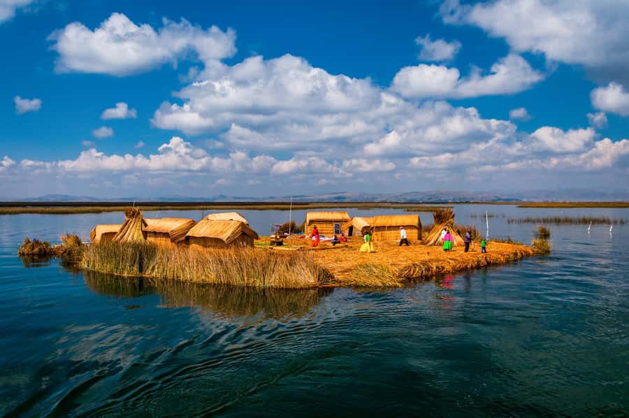 From Cusco: Titicaca Lake - Full day tour with sleeper bus - The sleeper bus (160° seats): comfort, heat, and what to pack