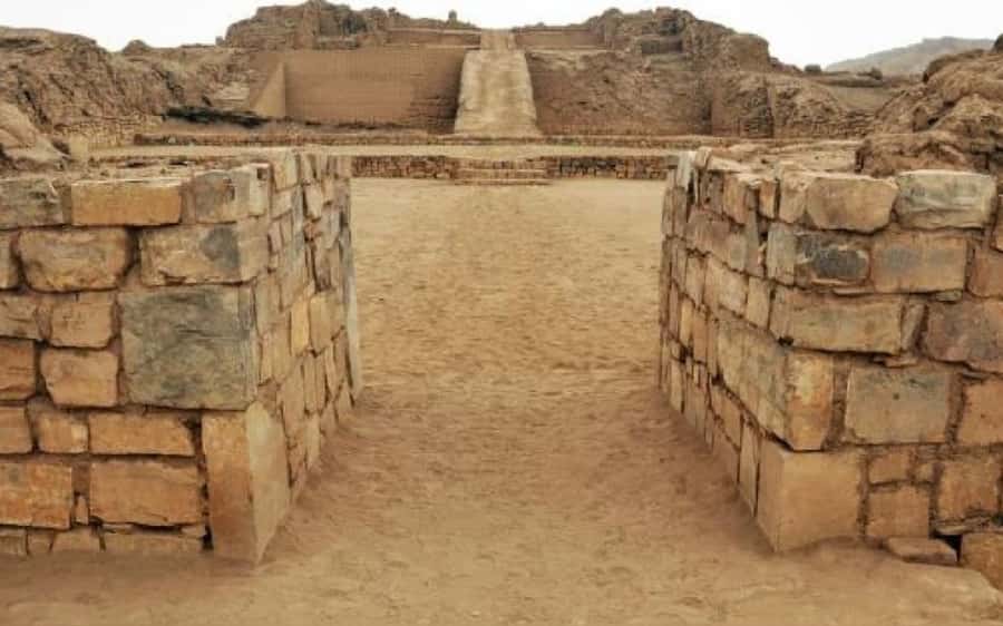 From Lima: Pachacamac Inka Pyramids & The Larco Museum Tour - The guide and the pacing: where the tour really shines