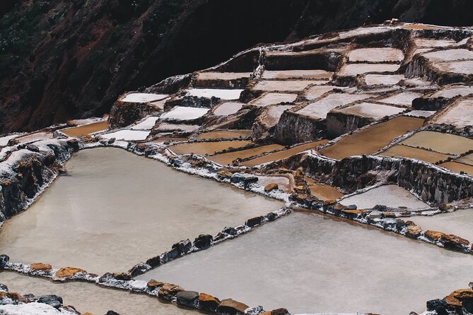 Full-Day Sacred Valley Tour from Cusco - Guides and the small details that shape the experience