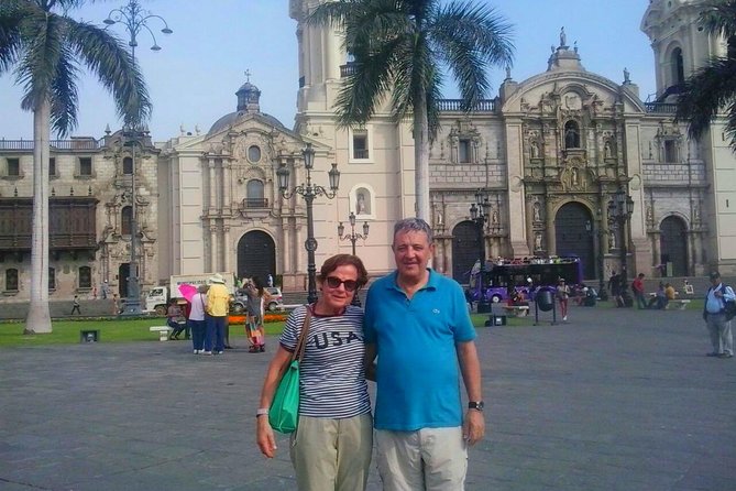 Historic Downtown, Miraflores & Catacombs Private Tour - San Isidro: El Olivar Park and Lima’s “olive tree” contrast