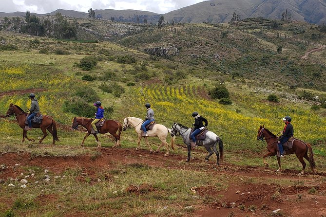 Horseback Tour in cusco to Temple of the Moon & Hidden temples - Getting picked up in Cusco and meeting the ranch crew