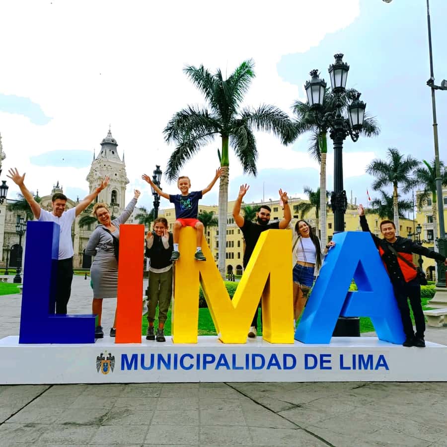 Lima: City Highlights Walking Tour & Catacombs - Jirón de la Unión: The Old Aristocrats’ Street With Real Character