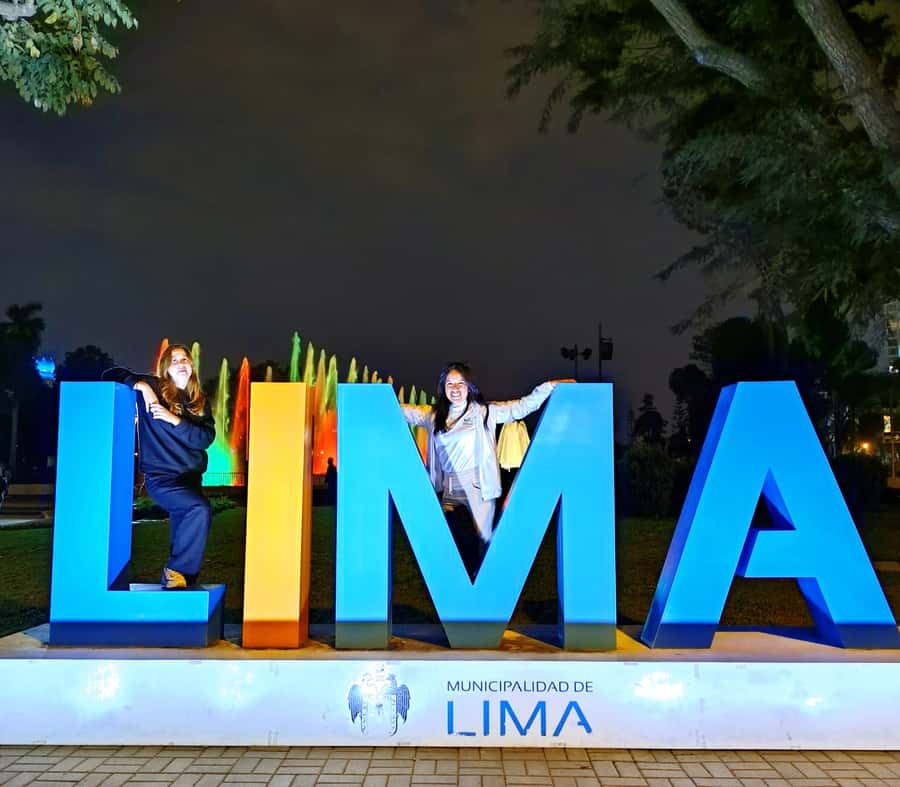 Lima: Magic Water Circuit Light Show Tour with Pickup - What the 2.5 hours feels like on the ground