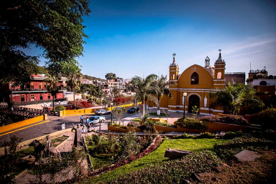 Lima: Pachacamac Ruins & Barranco Half-Day Guided Tour - Pachacamac in 80 minutes: temples across eras and the Temple of the Sun