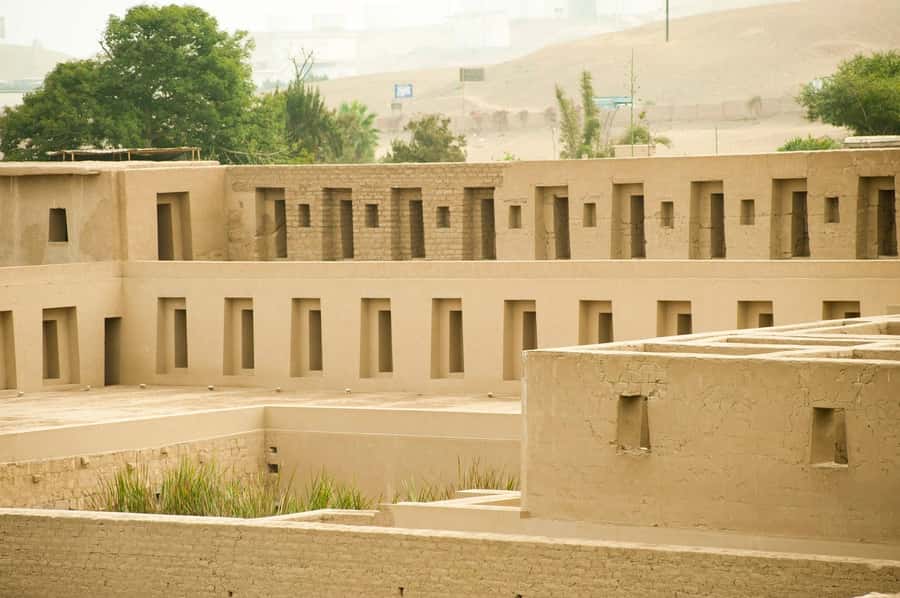 Lima: Pachacamac Ruins & Barranco Half-Day Guided Tour - Price and value: what $59 covers in a four-hour day