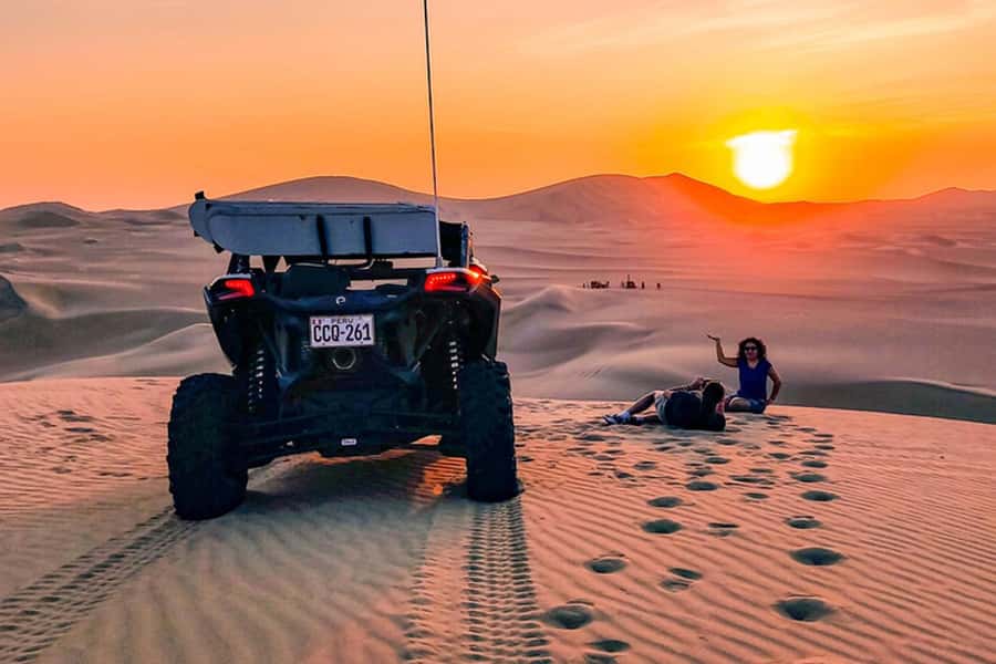 Lima: Paracas and the Huacachina Oasis Guided Day Tour - From Miraflores at 4 a.m.: how the day trip timeline really feels