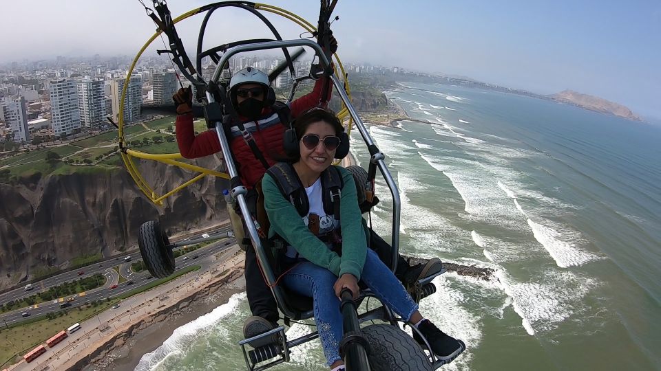 Lima: Paragliding Flight Over Costa Verde Districts - Weather, clothing, and comfort: the small choices that prevent discomfort