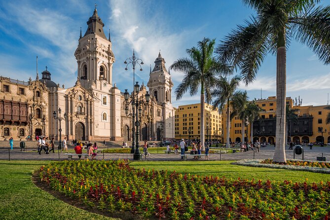 Lima's Vibrant Heritage: Exploring the City's Landmarks Half-day - A half-day route that hits Lima’s power and faith centers
