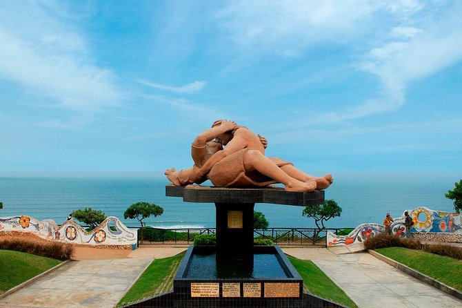 Lima's Vibrant Heritage: Exploring the City's Landmarks Half-day - El Parque del Amor and the view point energy of Miraflores