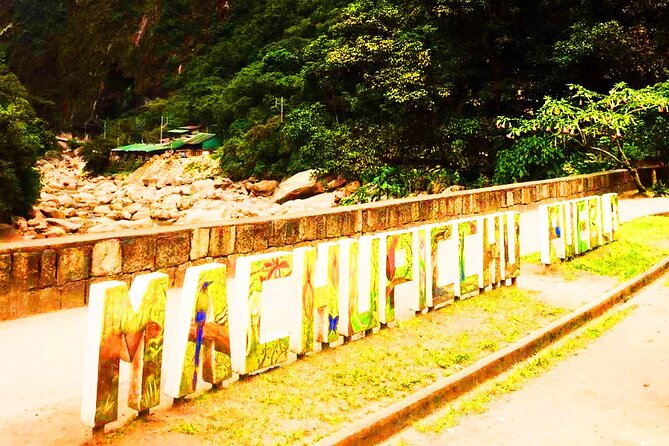 Machu Picchu 1 Day Tour from Cusco by Train - Circuit 2 Guided Tour: Temples, Terraces, Squares, and Viewpoints