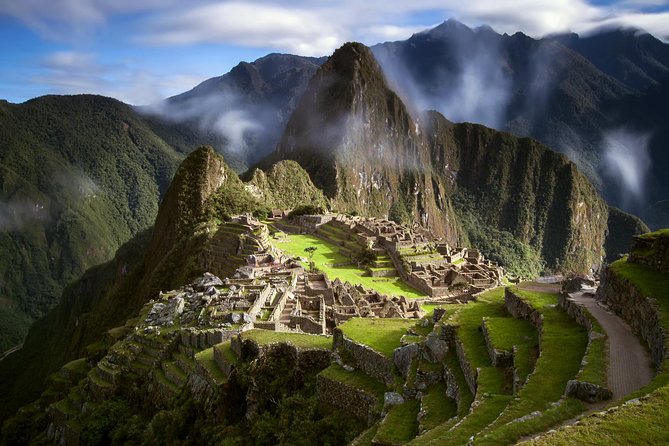 Machu Picchu 2-Day Adventure by Train with Overnight Stay - The ride back: train to Ollantaytambo, then bus to Cusco