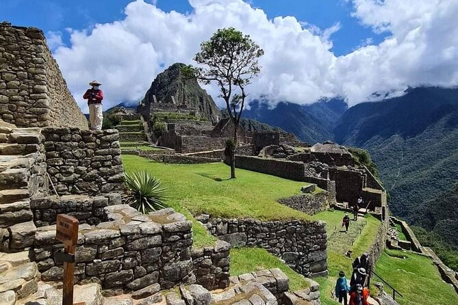 Machu Picchu Full Day Tour from Cusco - Inside Machu Picchu: what you’ll see with a guided route