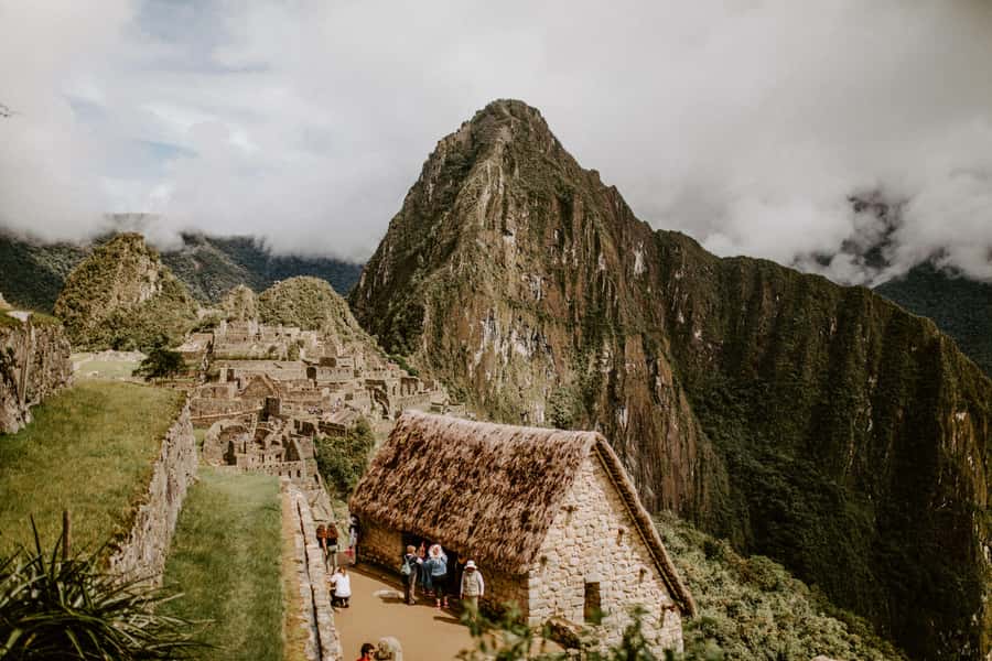 Machu Picchu: Full-Day Tour from Cusco with Optional Lunch - Aguas Calientes brief stop, then the big mountain bus