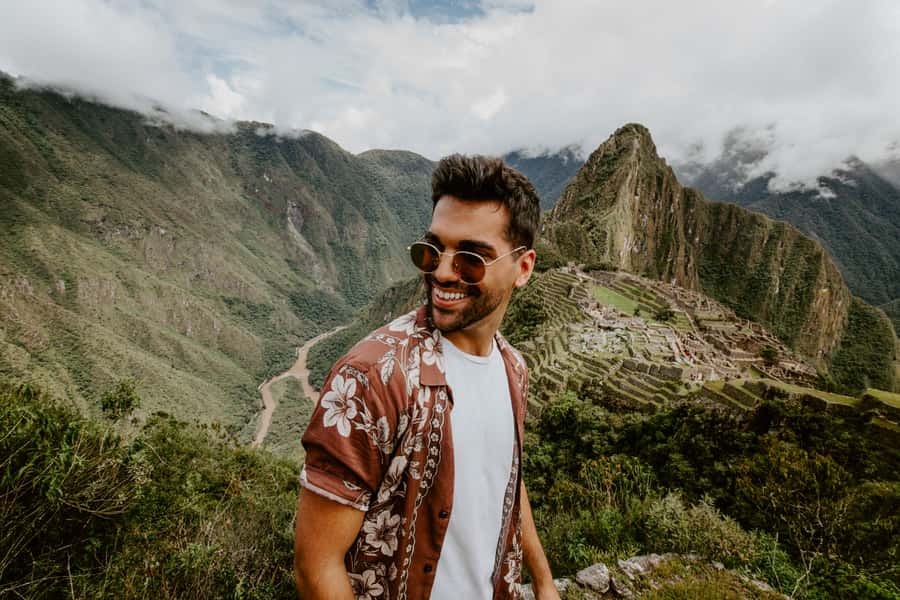 Machu Picchu: Full-Day Tour from Cusco with Optional Lunch - Entering the citadel: how a 2.5-hour guide makes the stones click