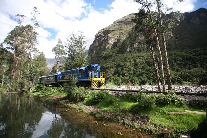 Machu Picchu Tour By Train (2 Days) - Your guided 2-hour loop, then free time to roam
