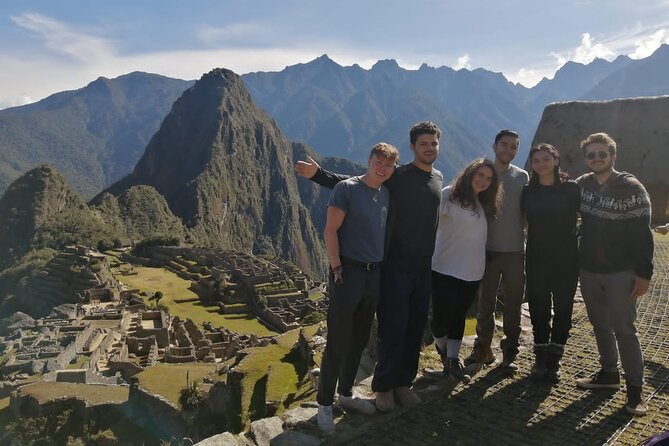 Machupicchu 1 day tour - Bus to Machu Picchu: switching from town to citadel