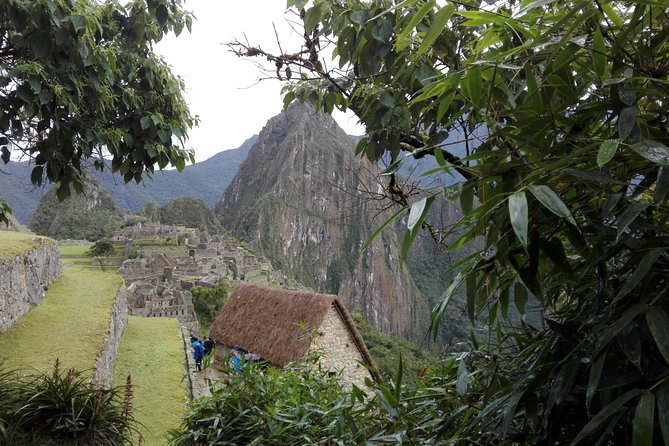 Machupicchu Guide Service - How the Day Flows (4 Hours Approx.) Without Feeling Chaotic