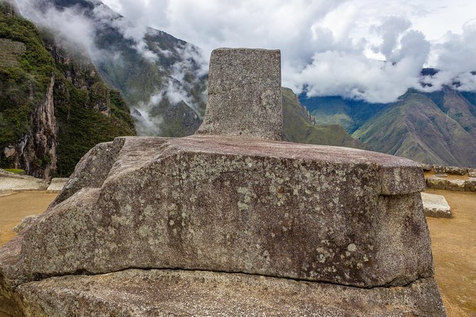 MachuPicchu Private Full Day Tour by Vistadome train from Cusco - Machu Picchu with a private guide: Temple of the Sun to the Sacred Plaza