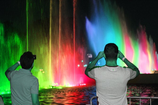Magic Fountains Park & Bohemian Barranco at Night (Small Group) - 6:00 pm Pickup and a Max-14 Group That Feels Manageable
