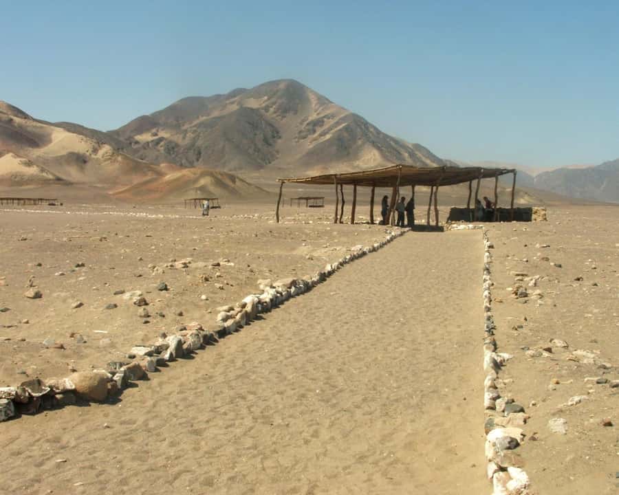 Nazca: Chauchilla Cemetery Archaeological Tour - Chauchilla Cemetery: what you’re really seeing in the desert