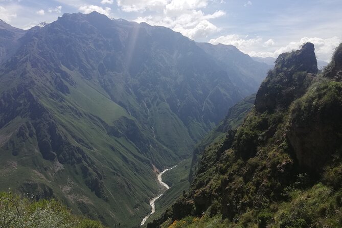 Private 3 Day Colca Canyon Trekking tour (superior Service) - Day Two to Oasis Sangalle: hanging bridges, Apacheta, and the 1200–1500 BC amphitheater