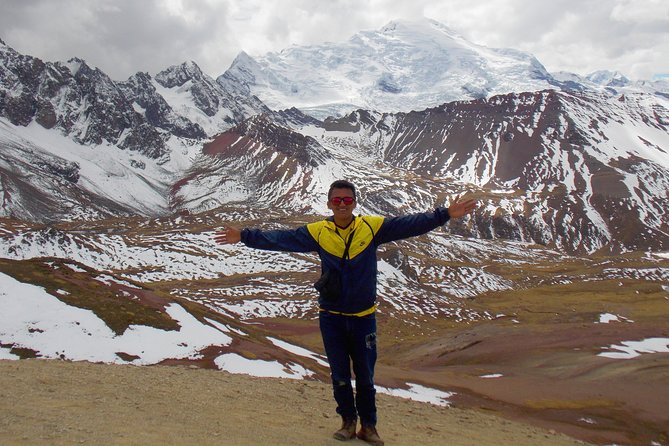 Rainbow Mountain in Cusco Full Day Tour - Safety and comfort: first aid, oxygen, and a guide who watches the group